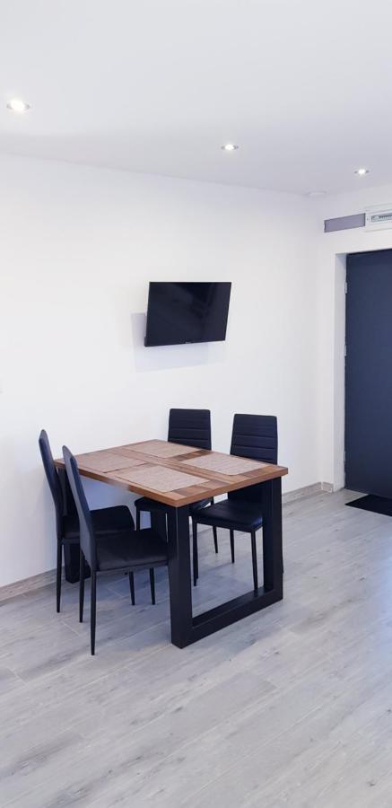 Apartamenty U Wioli I Marcina Łeba Extérieur photo